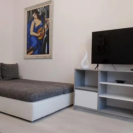 Host Flora Апартаменты